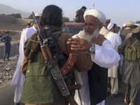 Ašraf Ghaní v roku 2018, prímerie s Talibanom.