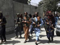 Taliban v uliciach afganských miest