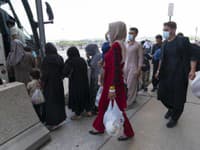 Evakuovaní Afganci