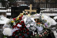 Miestom večného odpočinku Edity Sipeky je senecký cintorín.