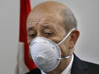 Francúzsky minister zahraničných vecí Jean-Yves Le Drian Francúzsky minister zahraničných vecí Jean-Yves Le Drian