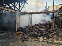 Požiar úplne zničil hospodársku budovu
