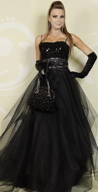 Erika Judínyová si na minuloročný Ples v opere obliekla róbu čiernej farby. 