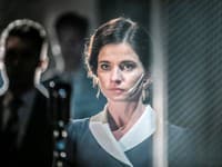 Alena Ďuránová ako Milada Horáková v multižánrovej autorskej inscenácii režiséra a choreografa Ondreja Šotha 