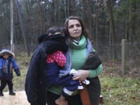 Migranti, ktorí sa zdržiavajú na poľsko-bieloruských hraniciach 