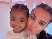 Khloé Kardashian s dcérkou