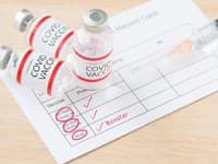 Nová štúdia vyvoláva otázky: Po BOOSTER dávke proti COVIDU môže vzrásť riziko VÁŽNEHO vírusového ochorenia!