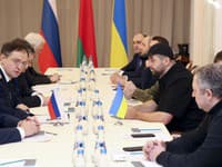 Rokovanie delegácií Ukrajiny a Ruska. 