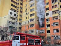 V Charkove v dôsledku nepriateľského ostreľovania spadla budova vyššieho vzdelávacieho ústavu a obytné domy