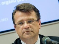 Ivan Uhliarik Ivan Uhliarik