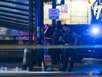 Pri streľbe v Chicagu zomreli dvaja ľudia
