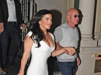 Miliardár Jeff Bezos zmenil plány: Presunul svoj veľký deň