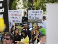 Protest na podporu hlinikárne Slovalco
