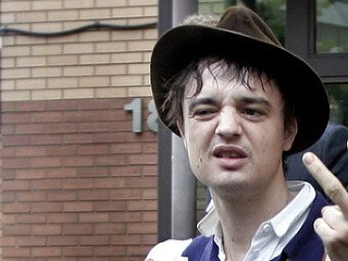 Odklepnuté: Búrlivák Doherty ide