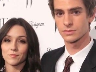 Shannon Woodward a Andrew