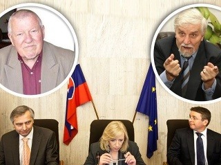 Politológovia Miroslav Kusý (vľavo),
