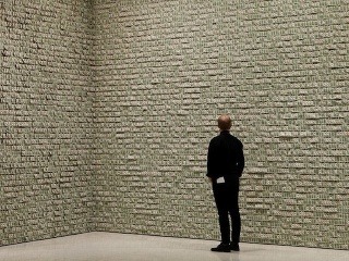 Kašle na peniaze: Stotisíc