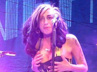 Opilecký škandál Amy Winehouse: