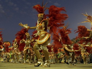 Streľba na tradičnom karnevale