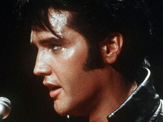 Elvis Presley žije a