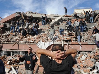 Zemetrasenie v Turecku: 217