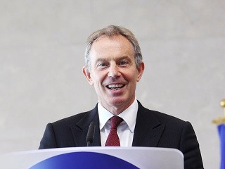 Expremiér Tony Blair: Zarobí