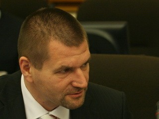 Exminister Štefanov nebude kandidovať