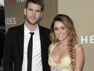 Miley Cyrus a Liam