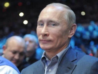 Putin prirovnal symbol protestov