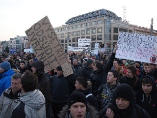 Gašparovičov odkaz protestujúcim: Evidentne