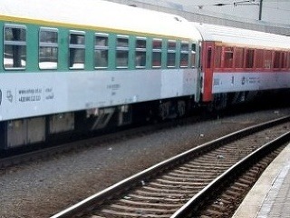 Petíciu za zachovanie železničného