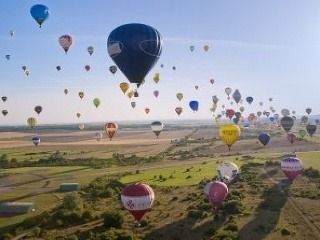 Nehoda balóna v Česku: