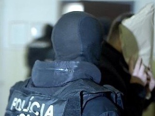 Advokáta sýkorovcov zatkla polícia