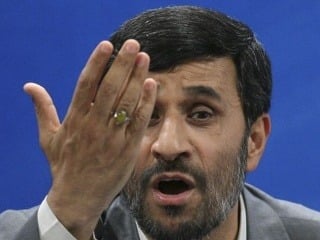 Ahmadínežád varoval pred útokmi