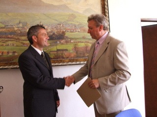 Prednosta z SDKÚ šoféroval