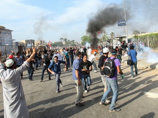 Násilie v Káhire sa