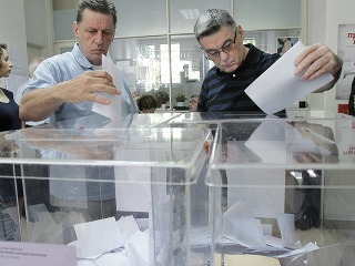 Kuriózné voľby v Srbsku: