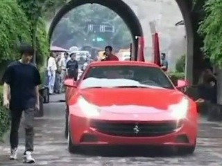 Číňania zúria: Ferrari nám