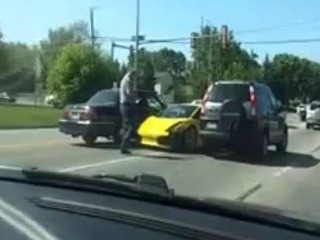 Frajerská nehoda: S Lamborghini