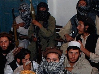 Taliban hrozí NATO: Stiahnite