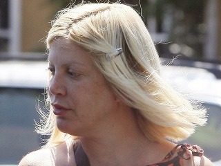 Tehotná Tori Spelling bez