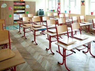Na maďarských školách otestujú