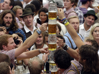 Počas Oktoberfestu návštevníci vypijú