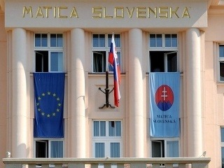 Matica slovenská nezverejňuje zmluvy