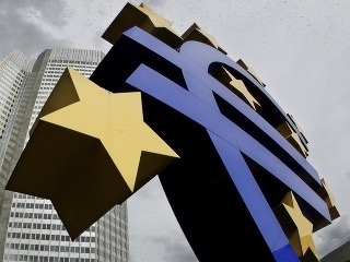ECB problémy bánk vyriešiť