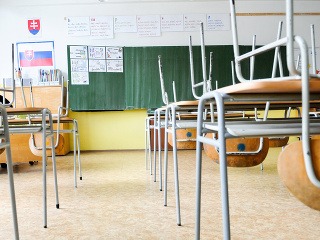 Štrajk učiteľov uzavrel školy