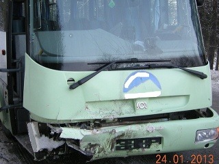 Havária autobusu a dvoch