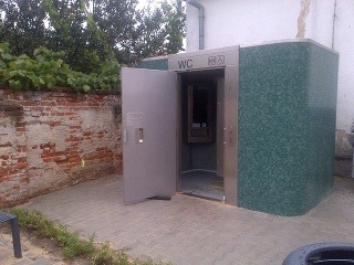 Verejné záchody v obci