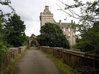 Záhada v Škótsku: Most