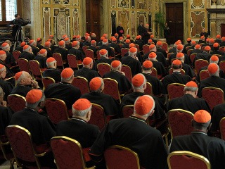 Vatikánski zamestnanci sa boja
